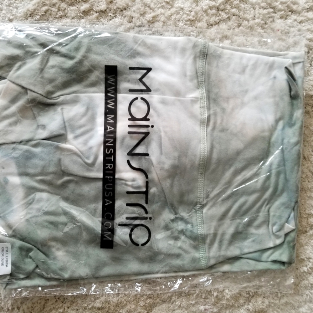 Mainstrip New Olive and Cream tie dye leggings